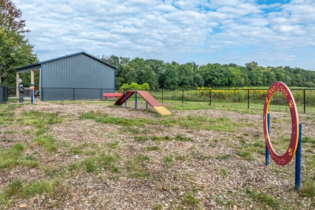 Parque para perros - Door Creek Apartments