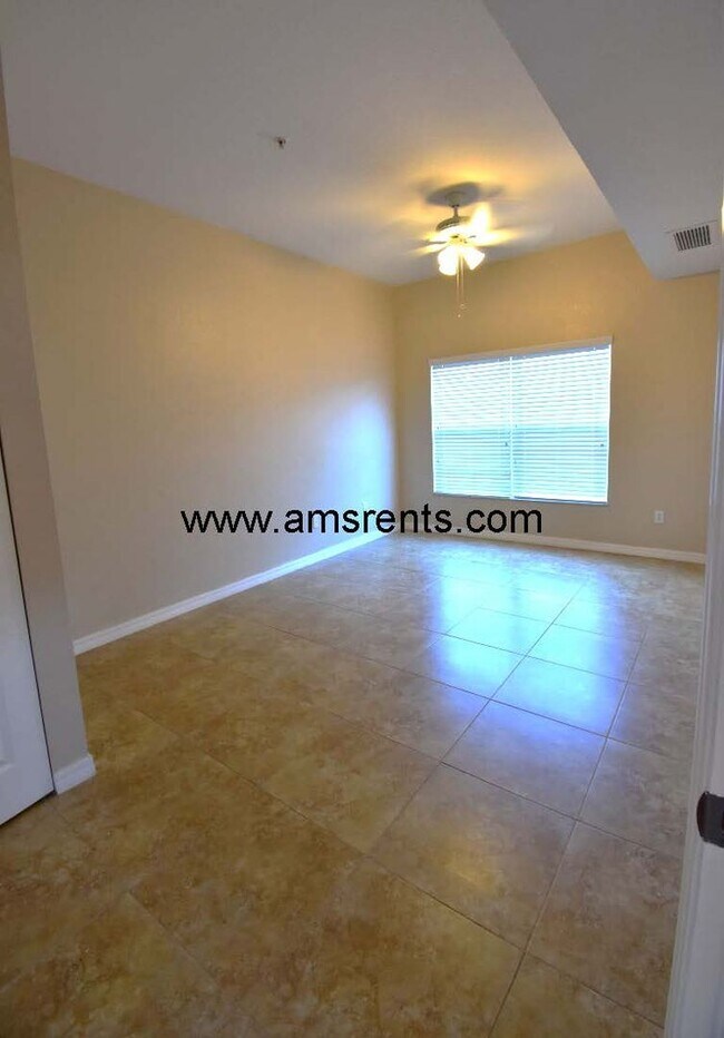 Photo - 4 bedroom and 3 bathroom Townhouse