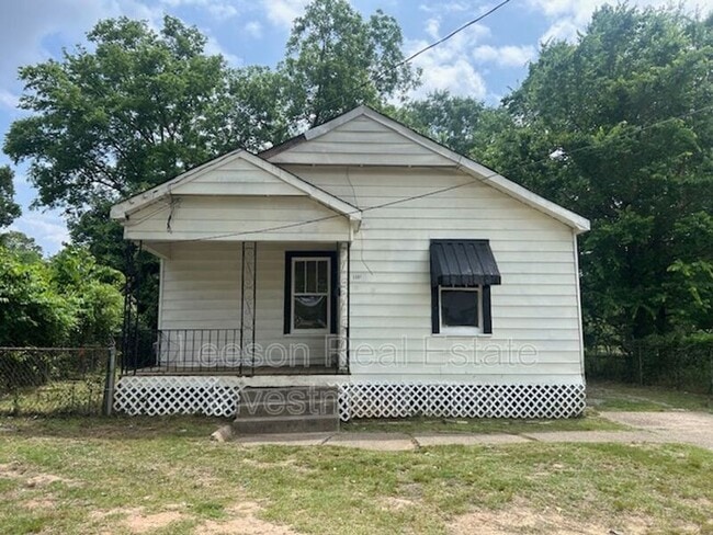 Building Photo - 2551 Claiborne Ave