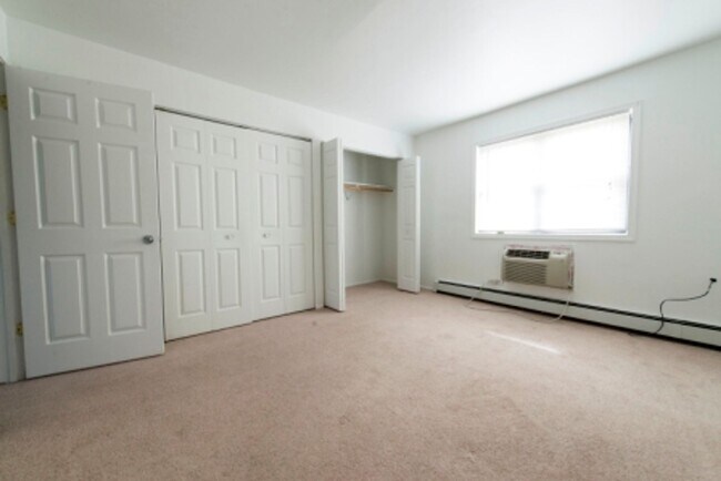 Photo - 21746 Jeffrey Avenue Sauk Village, IL 60411