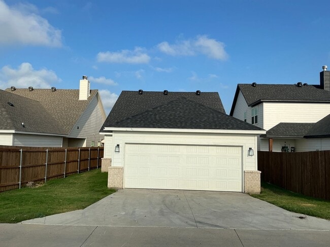 Photo - Coming Soon!! 3/2/2 + AFFORDABLE + PETS WELCOME