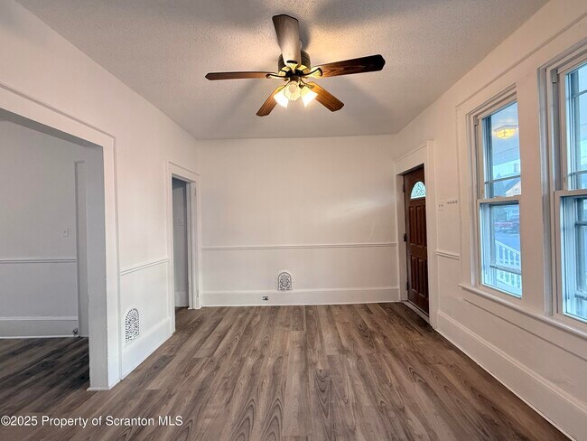 Photo - 1104 Dartmouth St