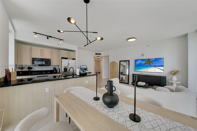 Photo - 1111 SW 1st Ave Unit 2719-N