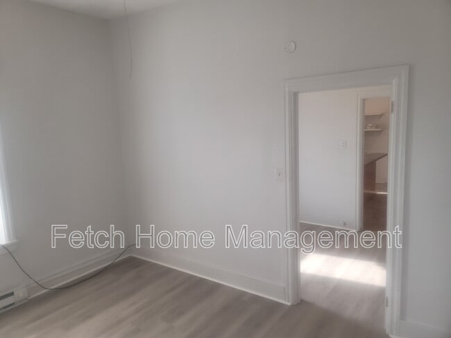 Photo - 107-109 East Main Street