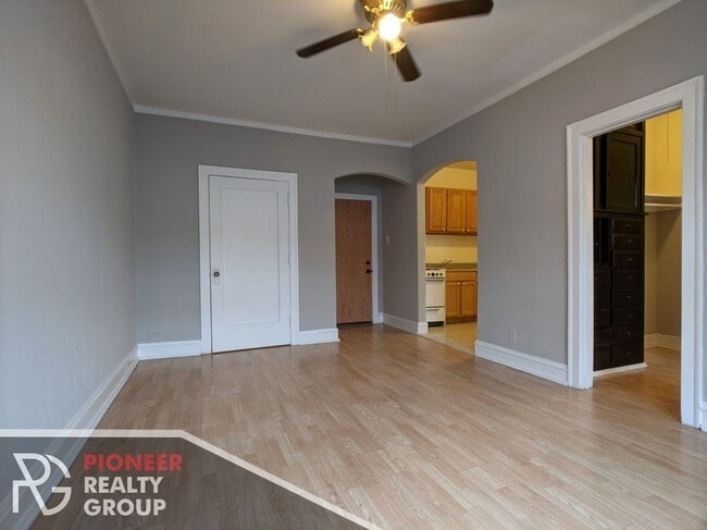 Photo - 4851 N Damen Ave Unit 105