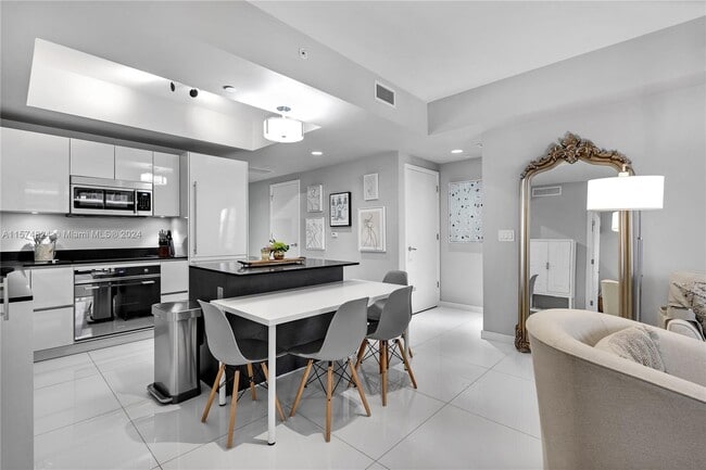 Photo - 1010 Brickell Avenue Unit 2509 Unit 2509