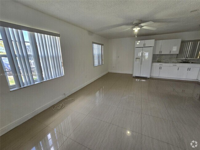 Building Photo - 17240 NW 52nd Ave Rental