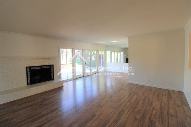 Photo - Charming 3bd/2ba Foothill Farms Home With 2 Car Garage!