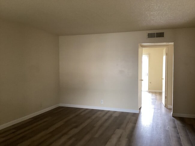 Photo - 1414 W Vassar Ave Unit A