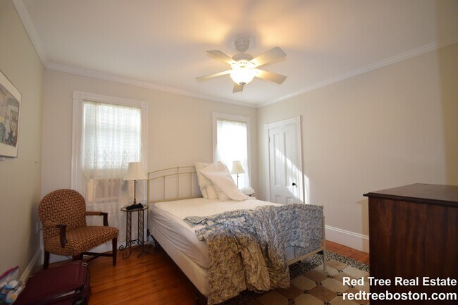 Photo - 62 Chestnut St Unit 3