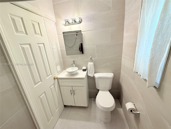 Photo - 254 E Dania Beach Blvd Unit 8