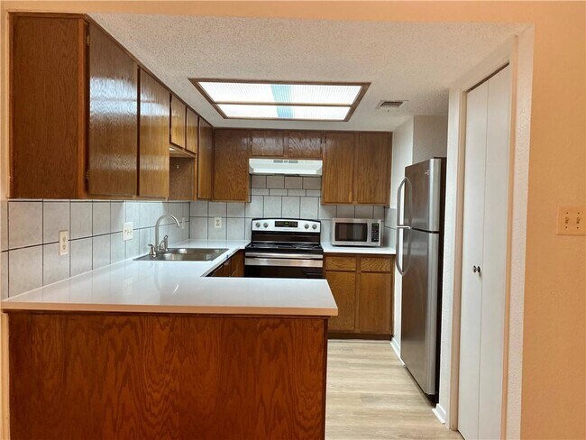 Photo - 8418 Fathom Cir Unit D-401