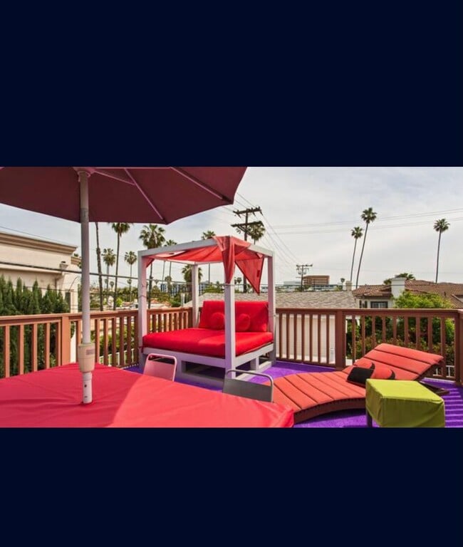 Photo - 8661 Clifton Way