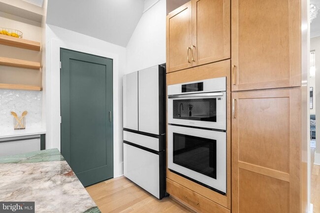 Photo - 1616 Kilbourne Pl NW