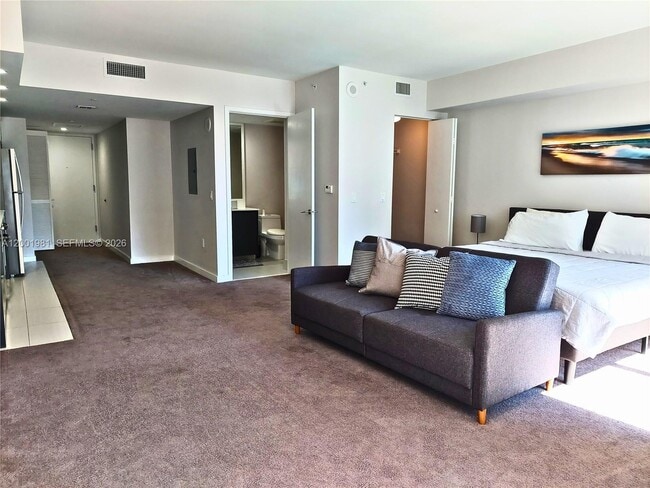 Photo - 31 SE 6th St Unit 1405