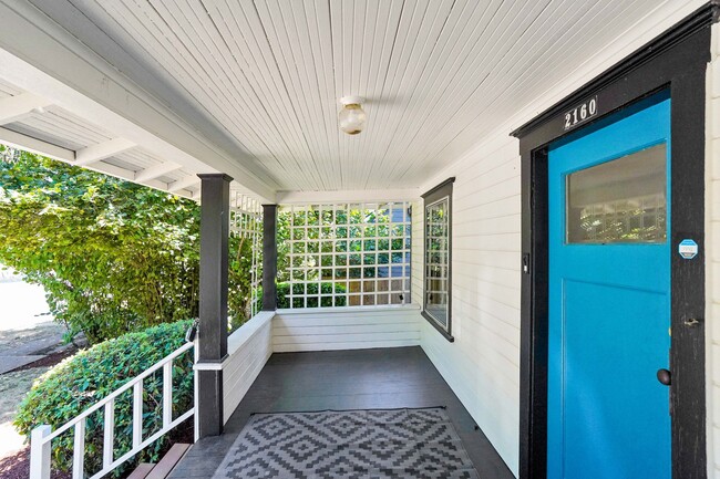 Photo - 2160 Trade St SE