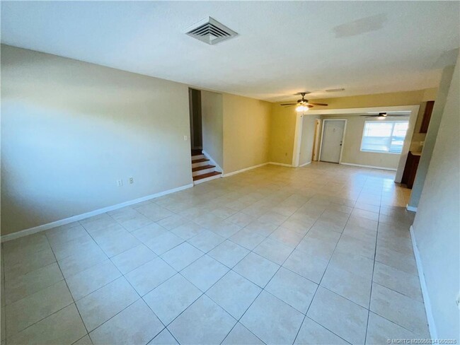 Photo - 1701 Sunrise Blvd
