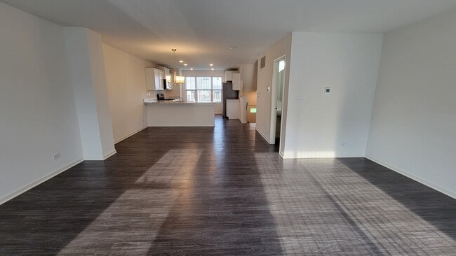 Photo - 186 Goldenrod Dr