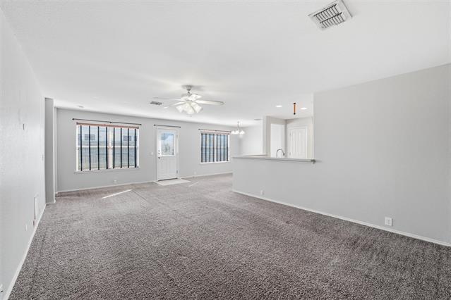 Photo - 10404 Nettie St