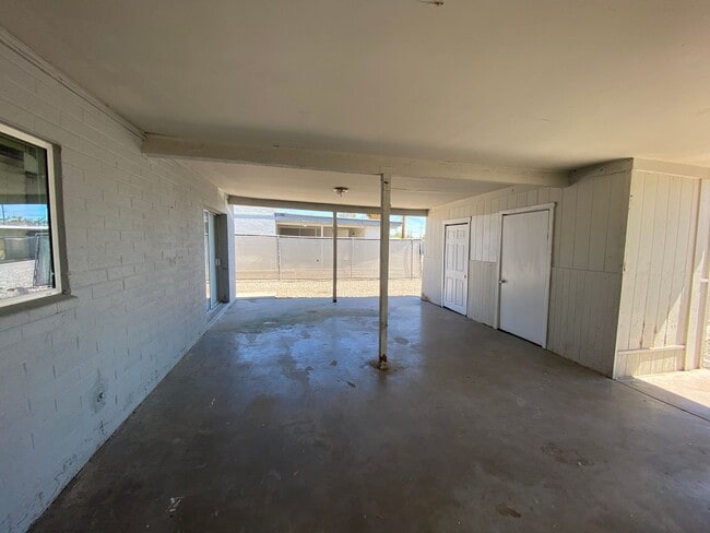 Photo - Charming 2 Bedroom, 1 Bathroom with private carport