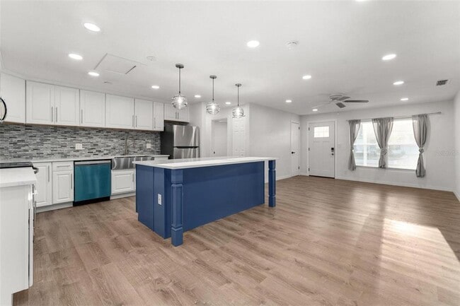 Photo - 2203 Nottingham Rd