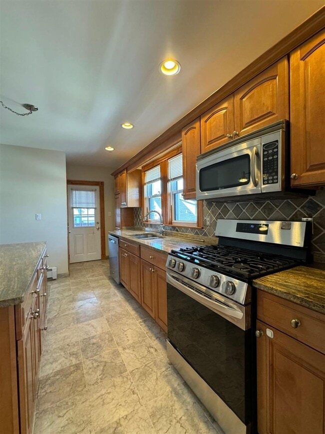 Photo - 14 Melville Rd Unit 2