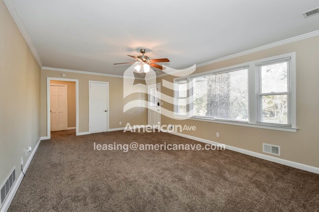 Photo - 211 St Patrick Rd