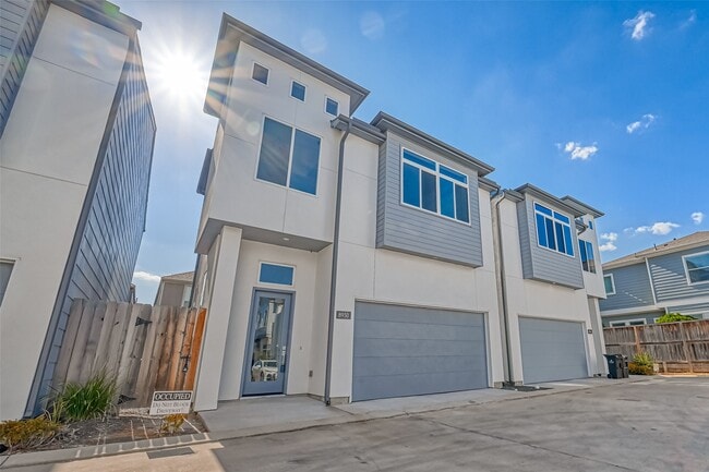 Photo - 8930 Spring Knoll Forest Dr
