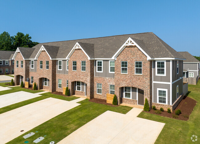 Legends Townhomes - Legends Townhomes