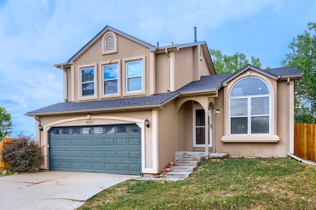 Building Photo - 4540 Bramble Ln
