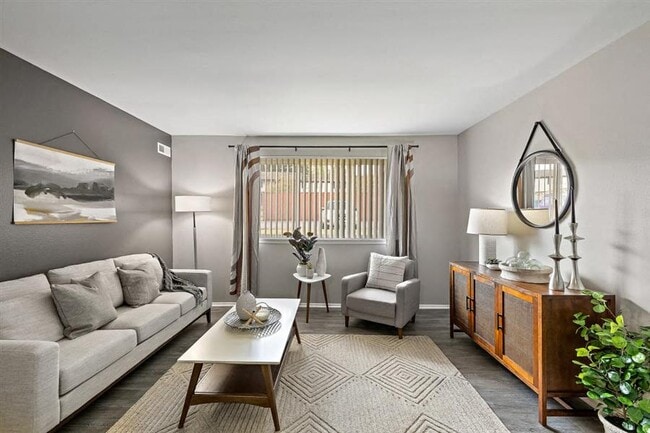 Photo - Residences at Grand Blanc Apartments - Gra...
