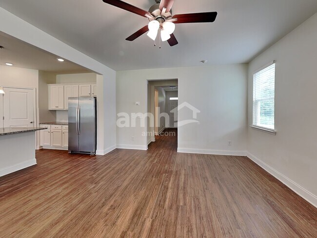 Photo - 6240 Bridlewood Ln