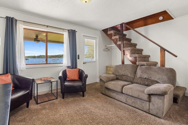 228 E State St Unit SI ID1596503P