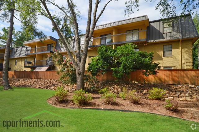 Vantage Pointe Apartment Homes
