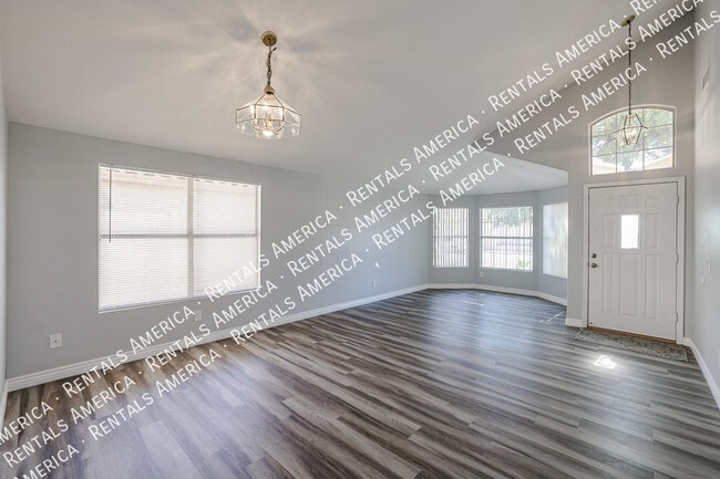 Photo - 3930 E Harvard Ave