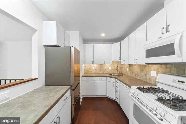 Photo - 250 Old Forge Crossing Unit 250