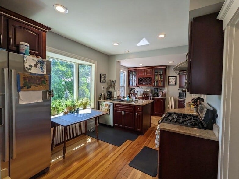 51 Algonquin Rd