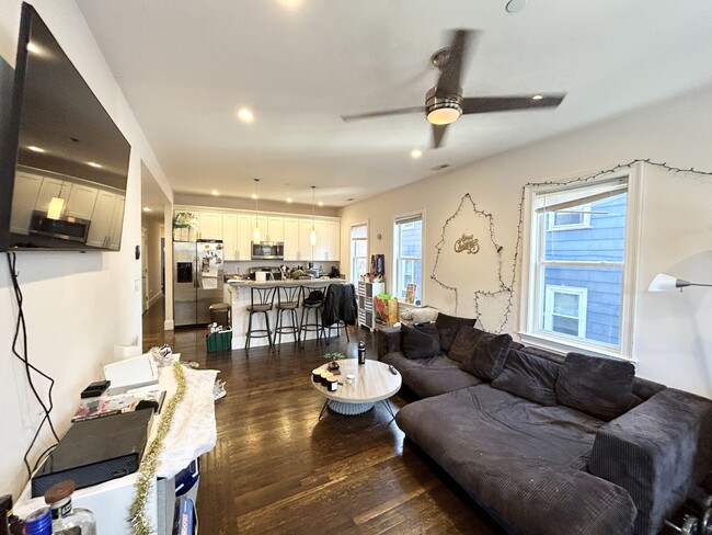 Photo - 9 Oswald St Unit 2