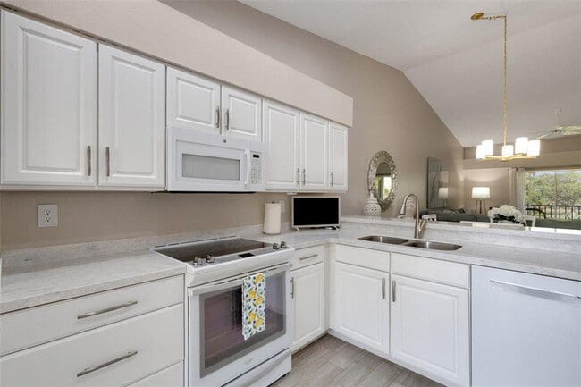 Photo - 8921 Veranda Way Unit 325