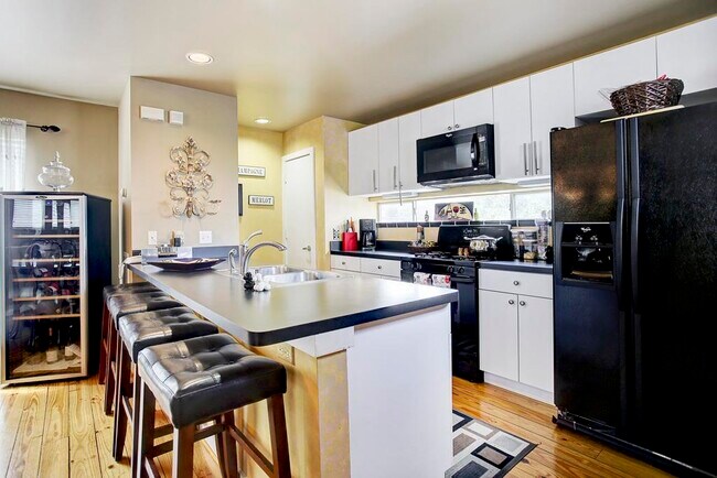 Photo - 1518 Oneil St