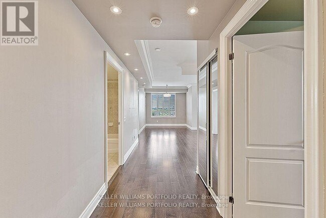 Photo - 2 Clairtrell Rd Unit 1210