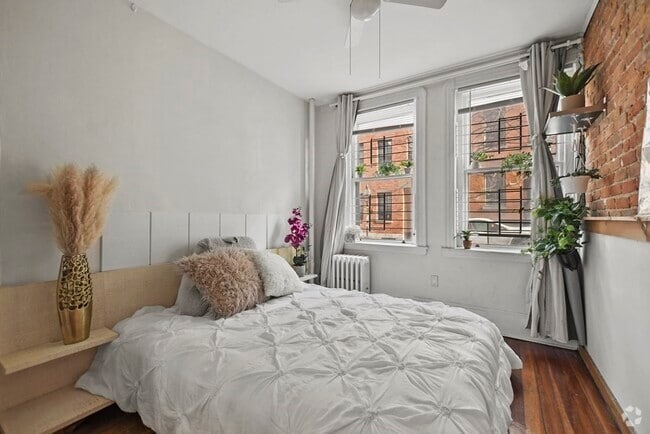 Building Photo - 31 Irving St Unit 1 Rental