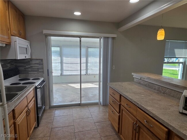 Photo - 51 Tangerine Ct