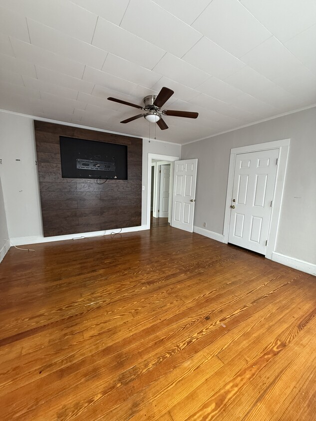 Photo - 158 Forest St (Fall River, MA)