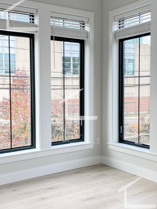 Photo - Amazing 2 Bed 2 Bath available 9/1!