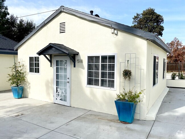 Building Photo - M Cypress Unit 518 Rental