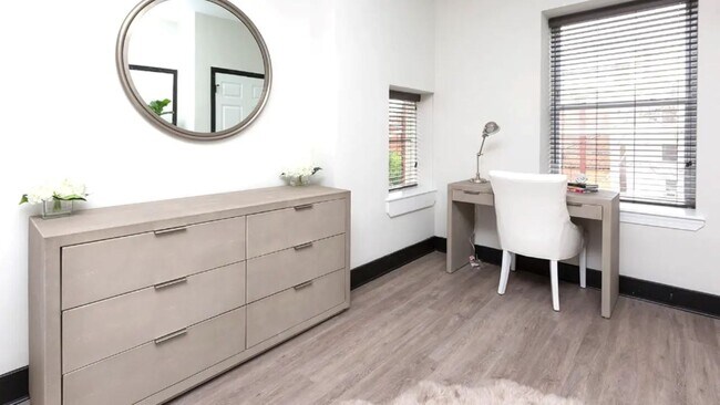 Photo - 930 N Calvert St