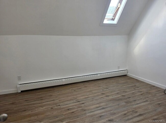 Building Photo - 534 NY-32 Unit 2