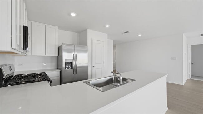 Photo - 221 Stumpy St