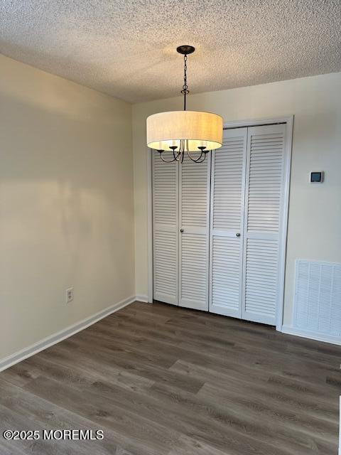 Photo - 83 Des Moines Ct